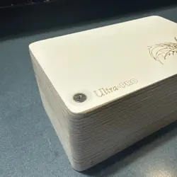 MTG Ultra Pro Wooden Deck Box Pokemon - Image 4