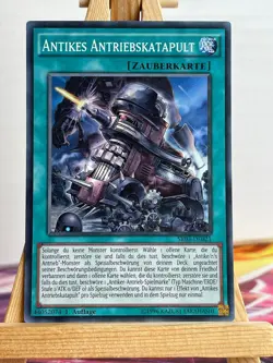 Antikes Antriebskatapult SR03-DE021 Super Rare Deutsch EX YUGIOH - Image 1
