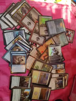 71 Magic the Gathering MTG card lot with FOILS - Image 2