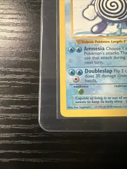 Poliwhirl 38/102 Base Set Shadowless WOTC Vintage Pokemon - Image 2