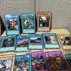 Yugioh Vintage 1996 Card Lot 41 Cards 1st Editions / Holos / All HP To Damaged - Image 3