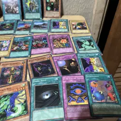 Yugioh Vintage 1996 Card Lot 41 Cards 1st Editions / Holos / All HP To Damaged - Image 4