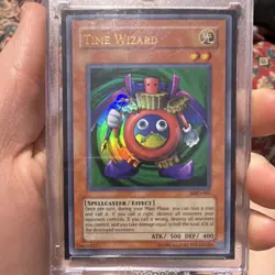 Konami Yu-Gi-Oh! Time Wizard MRD-E065 Metal Raiders Ultra Rare Unlimited Holo - Image 1