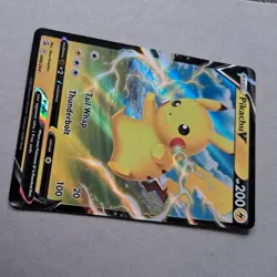 Pikachu V 086/264 Fusion Strike Holo Rare Pokemon Card TCG - Image 3