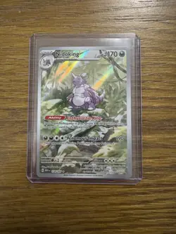 Pokemon TCG Nidoking Scarlet and Violet 151 Illustration Rare Card 174/165 - Image 3
