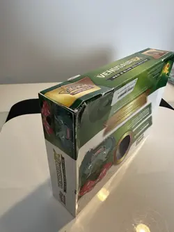 Pokemon Red & Blue Figure TCG Collection Venusaur EX Box Generations - Image 3
