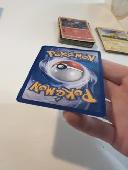 Bellsprout 57/102 Triumphant Reverse Holo Pokemon TCG LP - Image 5