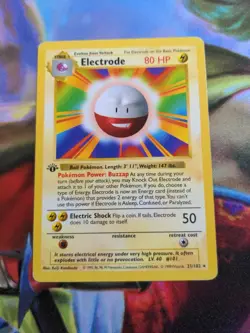 Electrode 21/102 1st Edition Shadowless Rare English Base Set Pokemon TCG MP - Image 1