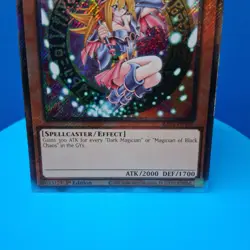 Dark Magician Girl (3rd Art) (Platinum Secret Rare) RA04-EN107 1st Edition - Image 2