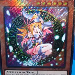Dark Magician Girl (3rd Art) (Platinum Secret Rare) RA04-EN107 1st Edition - Image 3