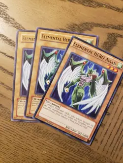 Elemental HERO Avian SDHS-EN006 various sets X 3 1st YUGIOH Cards - Image 1