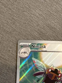 Ninjask 137/132 Mega Evolutions MEG Holo Illustration Rare 2025 - Image 2