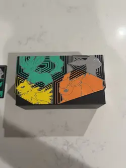 Pokemon Evolving Skies ETB - Image 1