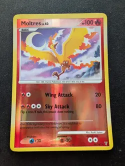 Mint Pokemon Reverse Holo Moltres 36/147 Supreme Victors - Image 1