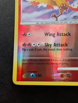 Mint Pokemon Reverse Holo Moltres 36/147 Supreme Victors - Image 4