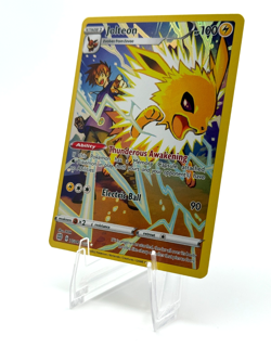 Pokemon Jolteon (Trainer Gallery) Ultra Rare Brilliant Stars TG04/TG30 - Image 2