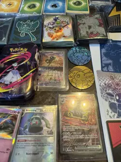 Pokemon Card Lot! Various Sets, Sleeves,+ Extras! Roughly 1000 Cards! Read Info - Image 4