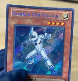 MP YUGIOH ELEMENTAL HERO NEOS ALIUS LCGX-EN028 SECRET 1ST ED - Image 2