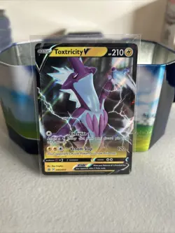 Toxtricity V SWSH017 SWSH: Sword & Shield Promo Cards Holo - Image 1