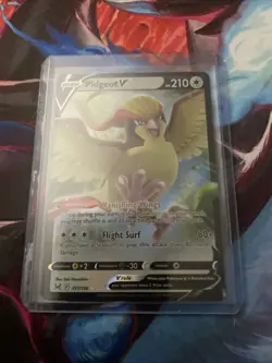 Pokemon TCG - Pidgeot V - 137/196 - Full Holo Ultra Rare - Lost Origin - NM - Image 1