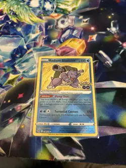 Radiant Blastoise - Pokemon GO 018/078 / Radiant Rare - Image 1