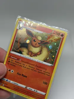 Flareon 026/185 Cosmos Holo Rare Promo 2020 Pokemon NM/LP - Image 2