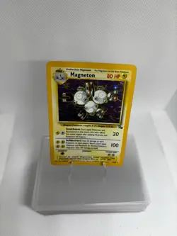 Magneton 11/62 Fossil Holo Rare Pokemon TCG Card Vintage WOTC - Image 2