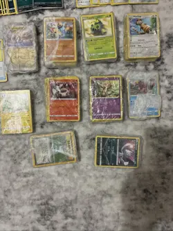 Bulk Lot Of Pokemon Cards Around 1000 Cards - Image 2