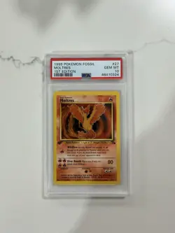 Pokemon Moltres Fossil 27/62 1st Edition Regular Rare PSA 10 1999 - Image 1