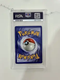Pokemon Moltres Fossil 27/62 1st Edition Regular Rare PSA 10 1999 - Image 2