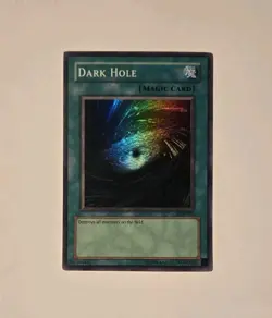 Yugioh Dark Hole LOB-052 The Legend of Blue Eyes White Dragon Super Rare MP - Image 1
