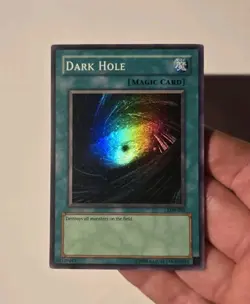 Yugioh Dark Hole LOB-052 The Legend of Blue Eyes White Dragon Super Rare MP - Image 3