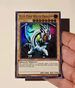 Yugioh Blue-Eyes White Dragon LCKC-EN001 Ultra Rare NM - Image 3