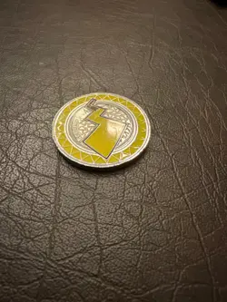 Pikachu Metal Coin Pokemon TCG XY Premium Trainer's Collection Box 2017 See Desc - Image 5