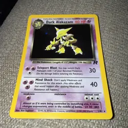 Dark Alakazam 1/82 Holo Rare Unlimited Team Rocket Pokemon w/ Swirl - MP-c - Image 1