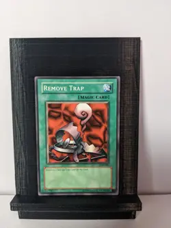 Yugioh -- Remove Trap -- LOB-060 -- Near Mint- - Image 1