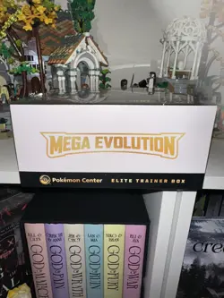Pokemon Center Mega Evolutions Gardevoir Elite Trainer Box ETB - New & Sealed - Image 3