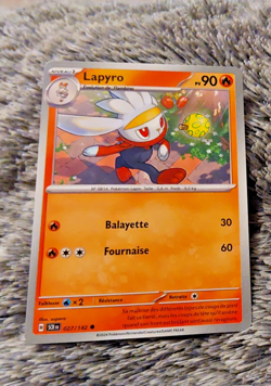 POKEMON COURONNE STELLAIRE FRANCAISE CARD CARTE LAPYRO 027/142 SCR FR MINT - Image 1