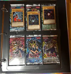 Yu-Gi-Oh Legendary Collection 10th Anniversary Binder - Image 2