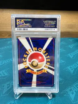 1996 POKEMON JAPANESE BASIC DARK MACHAMP ROCKET GANG HOLO PSA 8 - Image 2