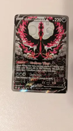 Pokemon Galarian Moltres V Full Art Ultra Rare Holo 177/198 Chilling Reign - Image 1