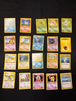 Lotto 20 Carte Pokemon Set Base 1° Edizione Ita Condizione NEAR MINT - Image 1