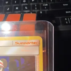 Pokemon TCG Sun & Moon Trainer Rosa 204/236 Holo Cosmic Eclipse NM - Image 3