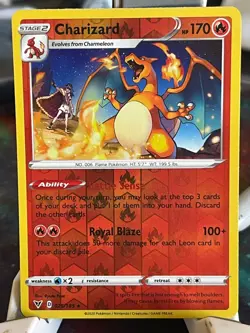 POKEMON CHARIZARD 025/185 RARE REVERSE HOLOFOIL VIVID VOLTAGE NM CARD - Image 1