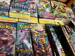 Pokemon Lot 200 Cards! guaranteed ultra rare v/vmax/vstar and holofoil - Image 1