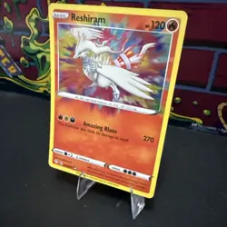 Reshiram 017/072 Pokemon Shining Fates Amazing Rare NM - Image 3