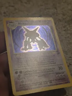 Alakazam Holo Pokemon Card 1/130 Base Set 2 WOTC 2000 Near MINT Condition Rare - Image 2
