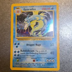 Pokemon Gyarados 6/102 Base Set Holo Rare Stage 1 English Card - Image 1