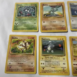 Vintage 1999 Pokemon Cards Lot 25 Base Jungle Fossil LP/NM No Duplicates - Image 2