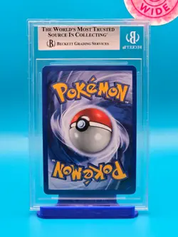 BGS 9 - 2001 Pokemon, Neo Revelation, Raikou- Double Holo Error, 1st Ed. (13/64) - Image 2